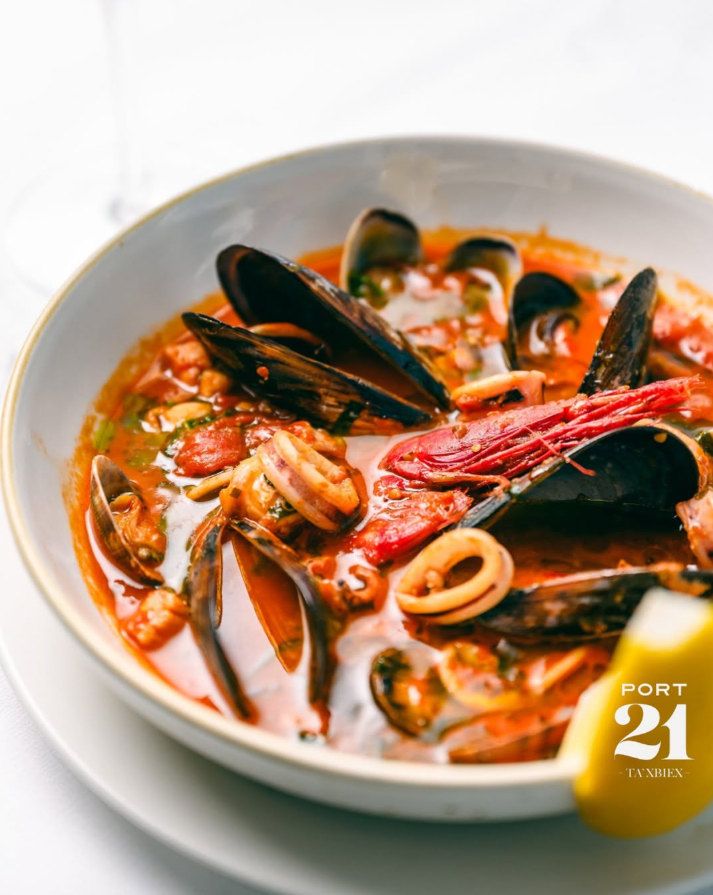 Seafood stew with mussels, clams, prawn and calamari